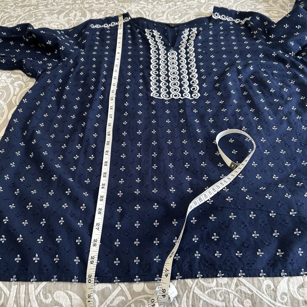 Talbots Plus Top Women 3X Navy White Embroidery Swiss Dot Pullover Cottage Comfy - Picture 6 of 15